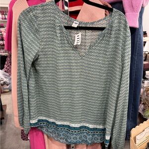 Old Navy Blue Patterned Blouse